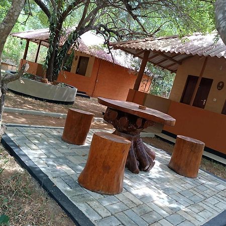 Hotel Niyagala Lodge Sigiriya Dış mekan fotoğraf